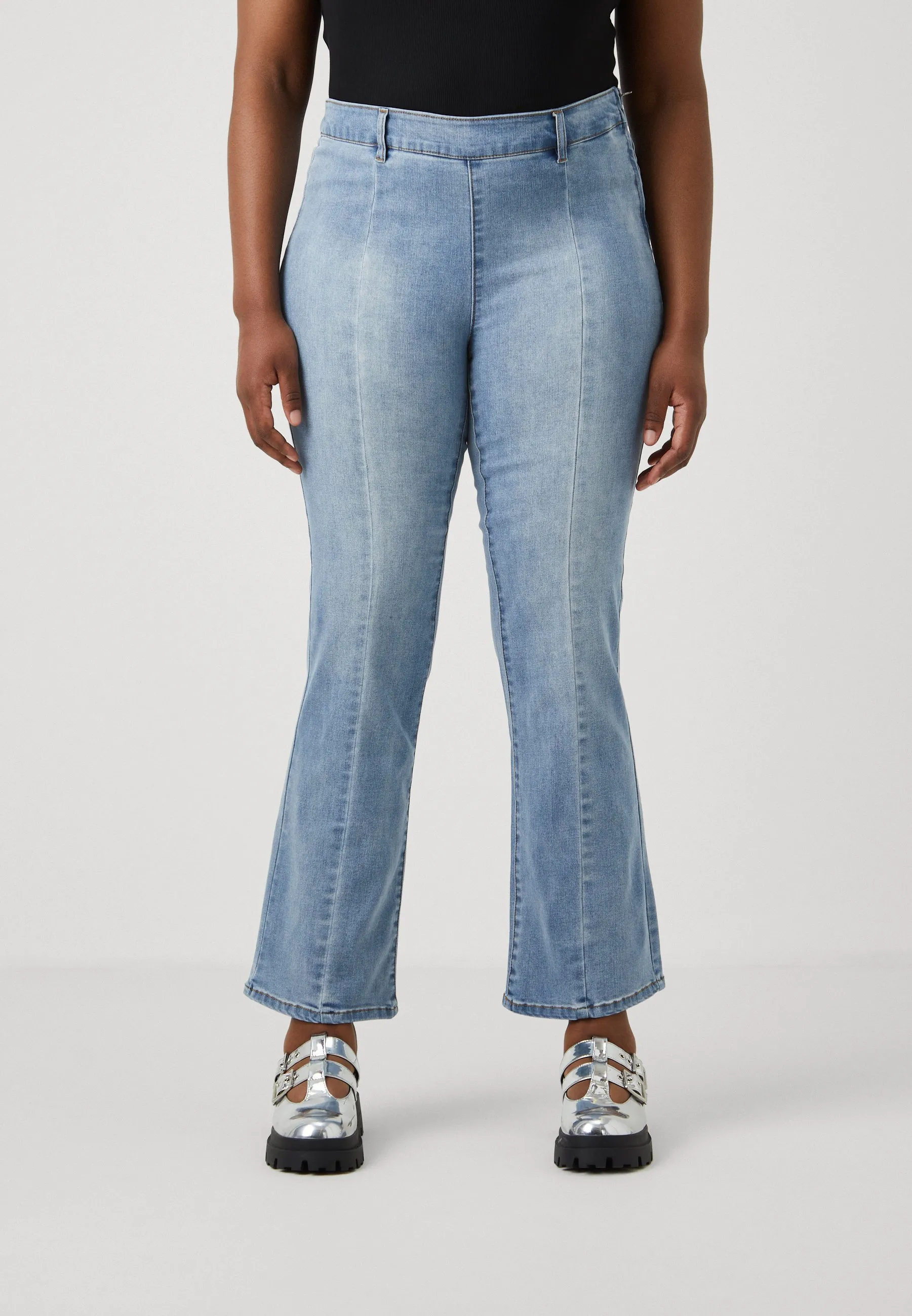 CARSALLY MID FLARED ZIP CUT - Jeans bootcut