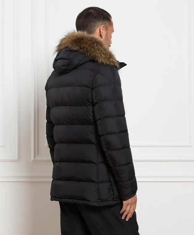 Moncler Piumino Cluny nero con pelliccia di coyote 1B5250268352