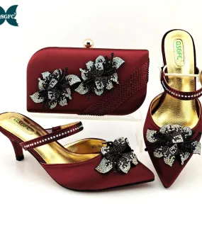 Nigeriano Vendita Calda Estate Design Italiano Elegante Colore Vino Festa Matrimonio Scarpe Da Donna E Borsa Set Decorato Con Fl